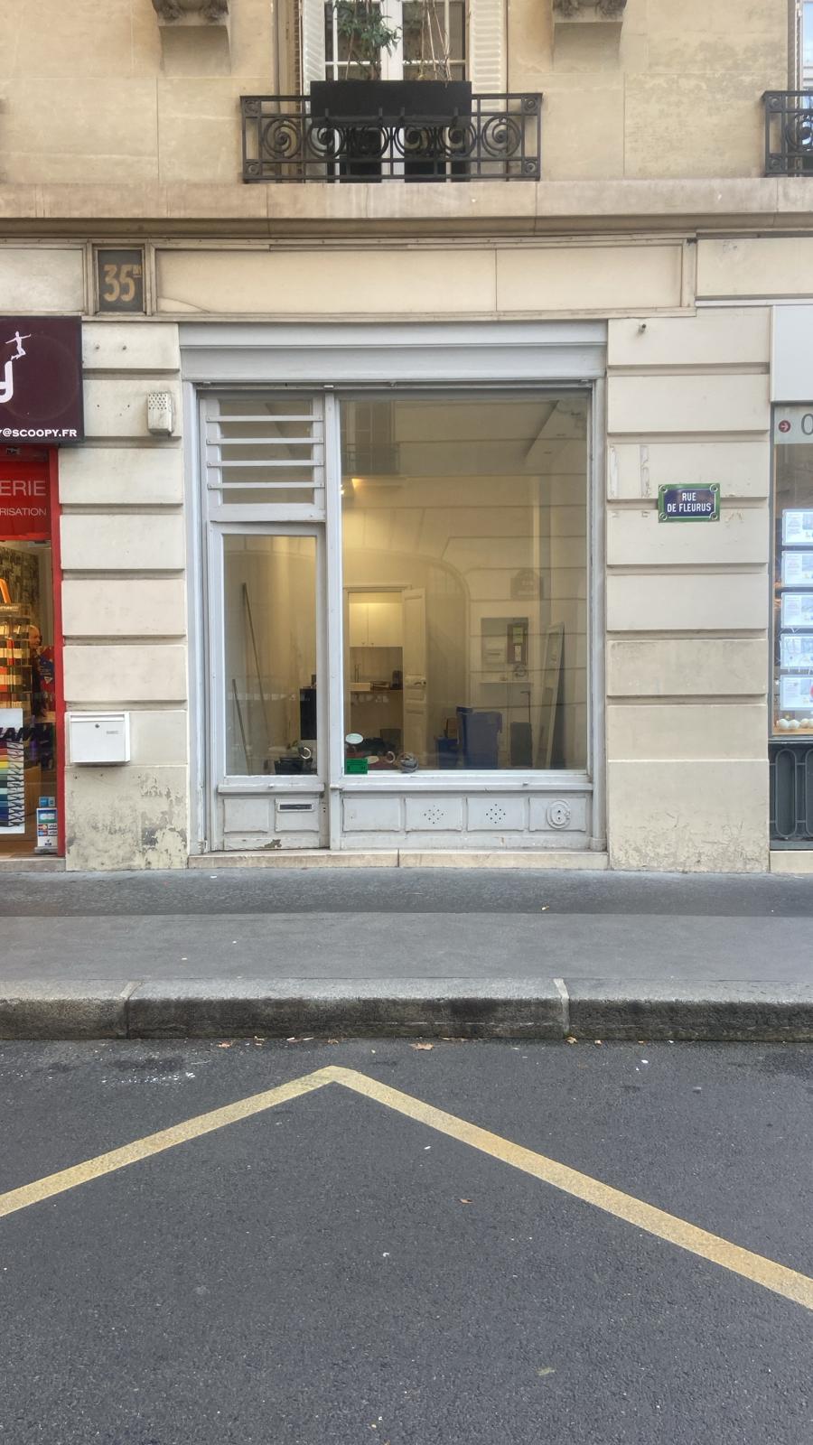 Façade du magasin DMC Paris